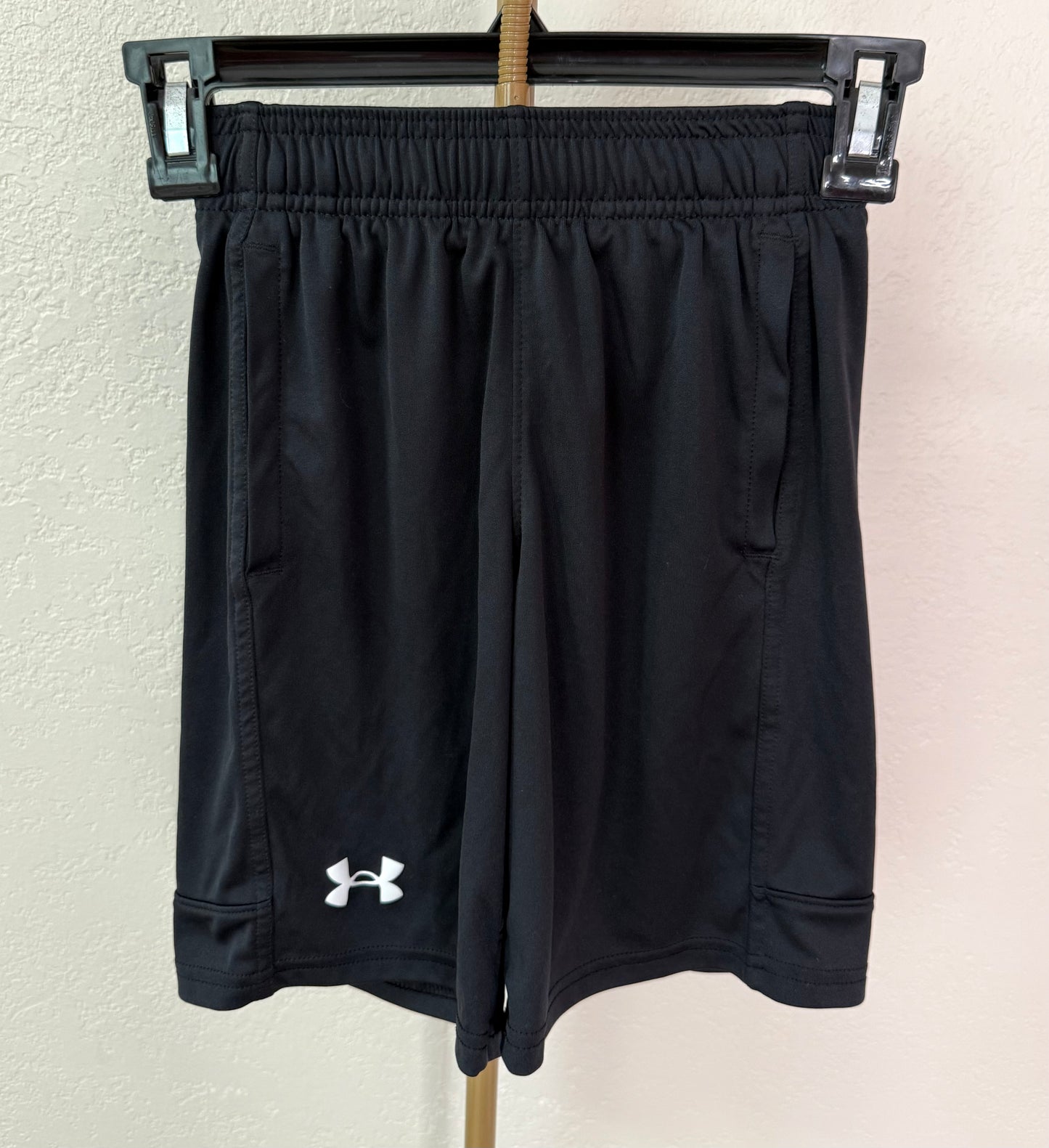 Under Armour Shorts - Youth Small