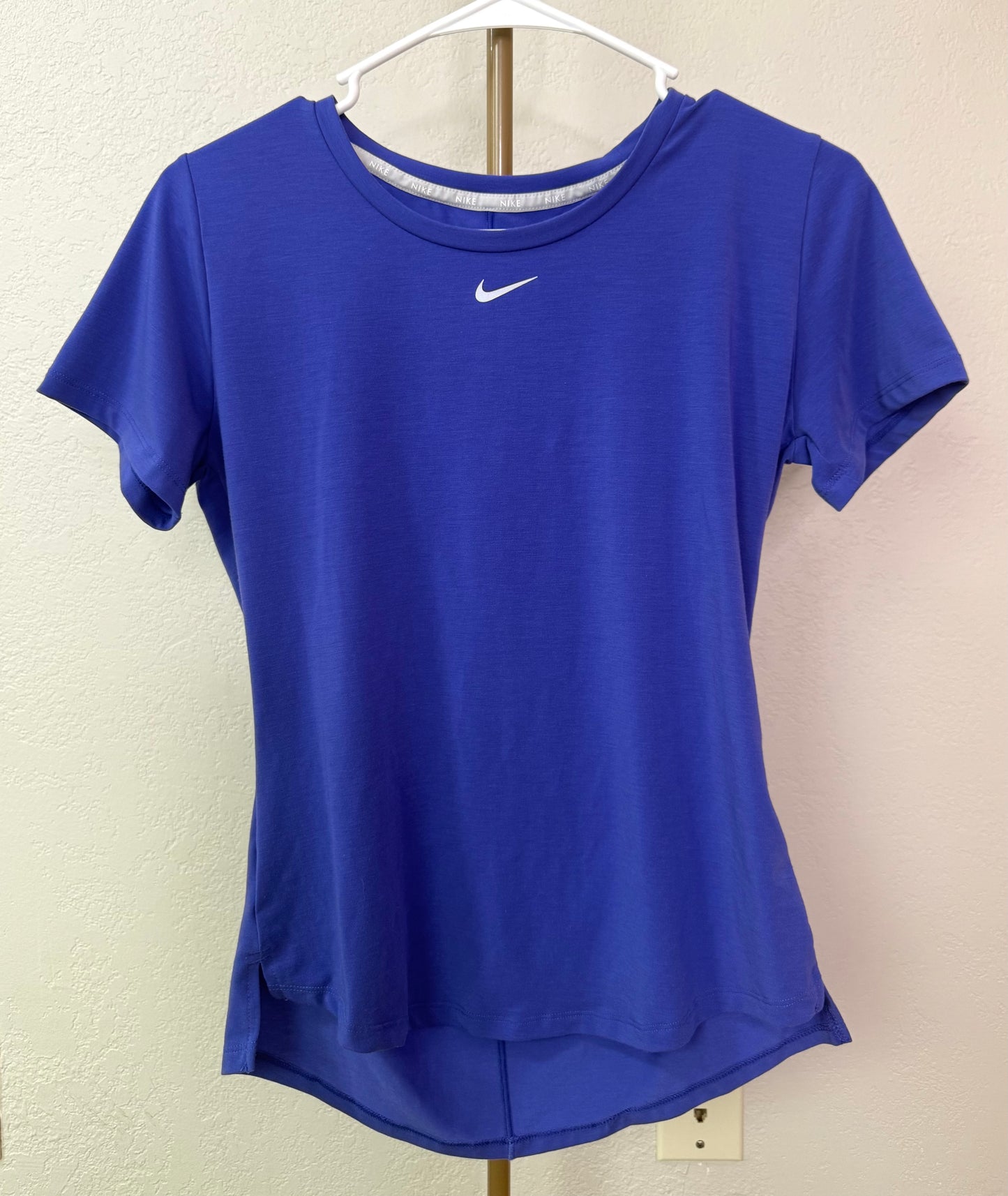 Nike Tee - XS