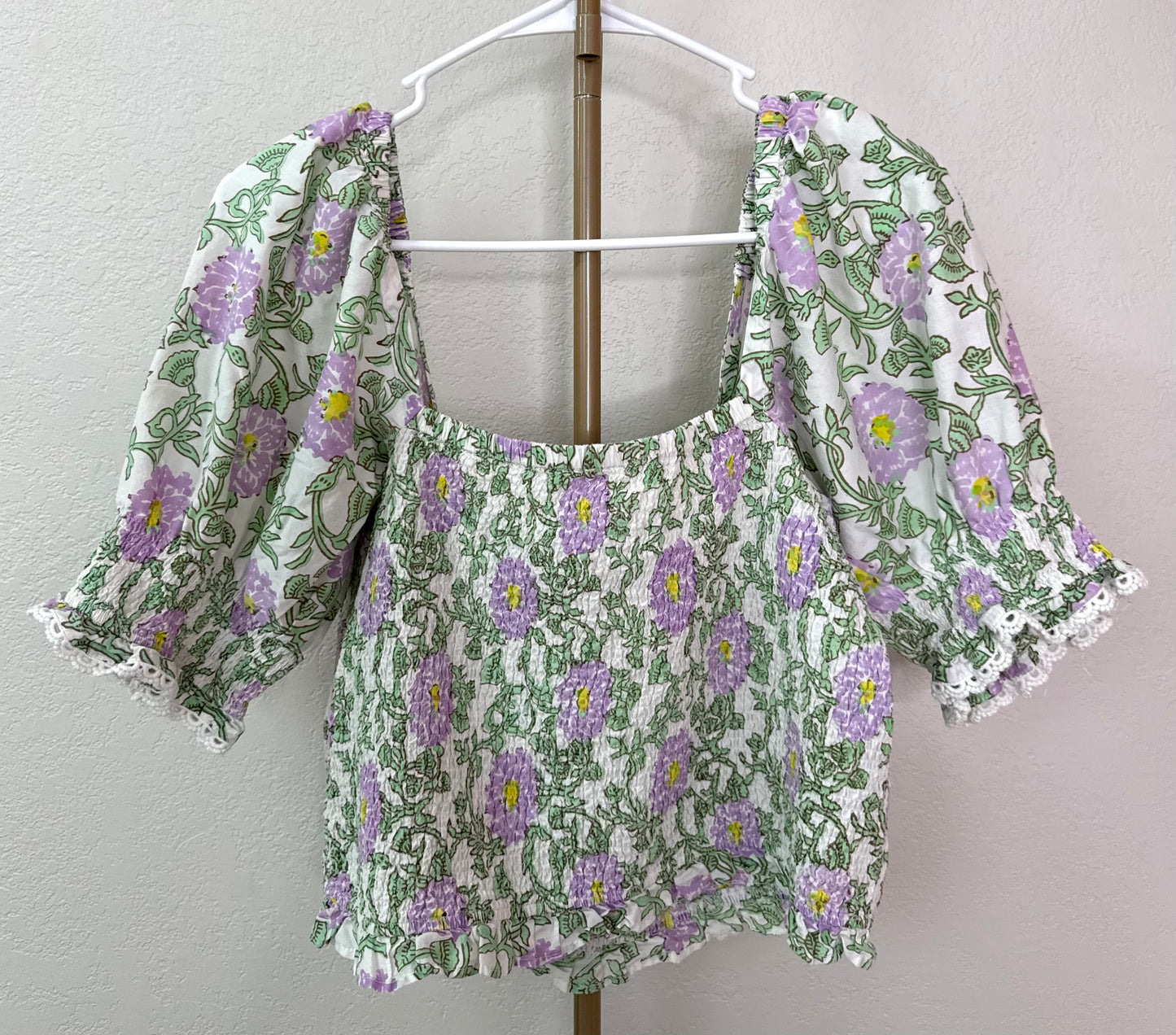 Roller Rabbit Cropped Top - Large (Very Expensive Brand)