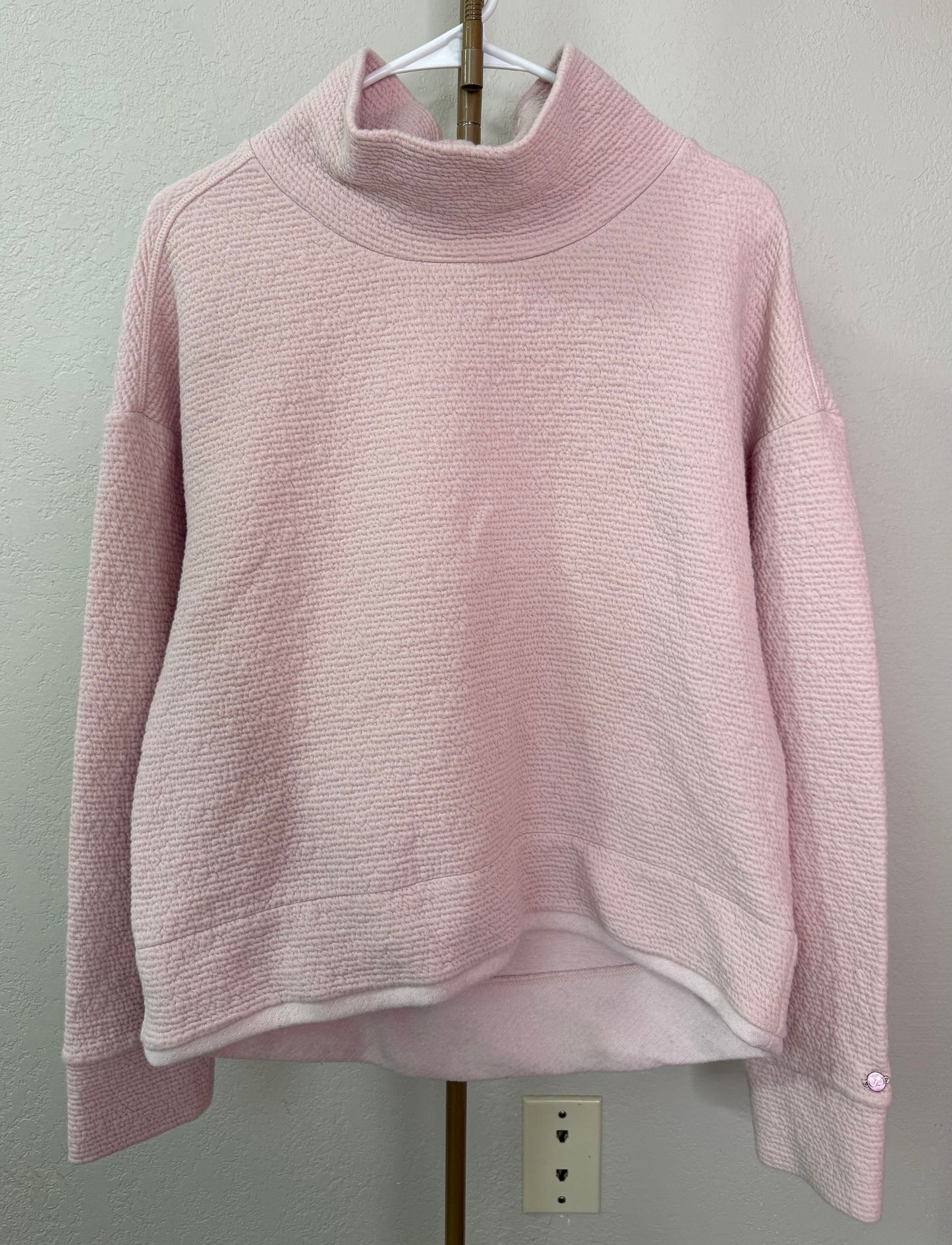 Calia Sweater - Medium (Carrie Underwood's Brand)