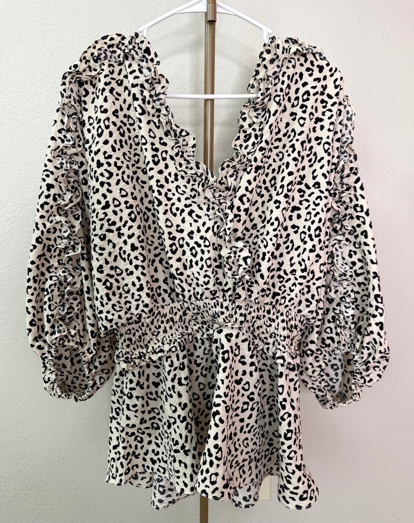 Oddi Boutique Top - Medium Fit (I'm A Size Medium & This Fits Me Good - Does Have Stretch)