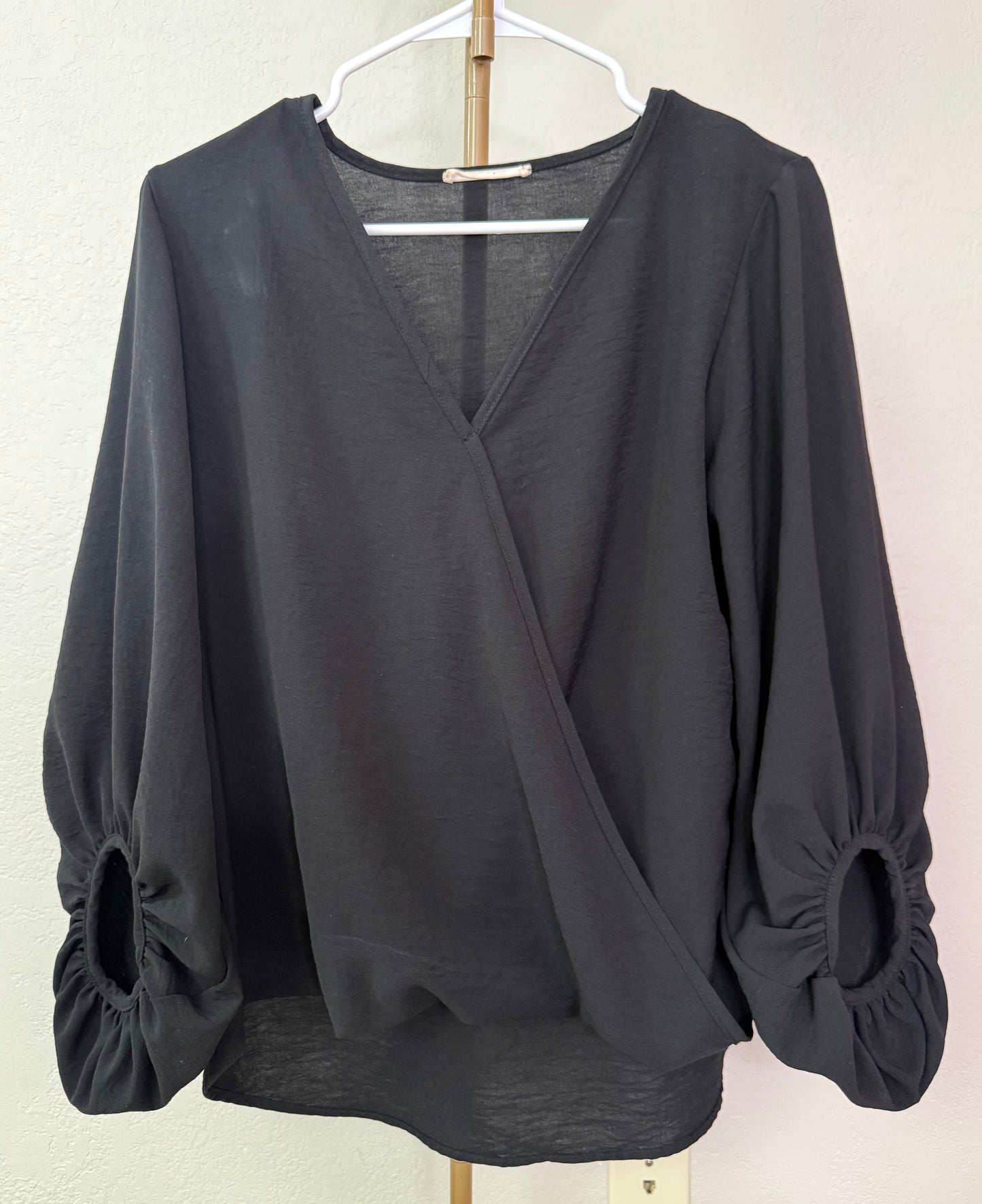 Entro Boutique Top - Small (Small/Medium Fit)