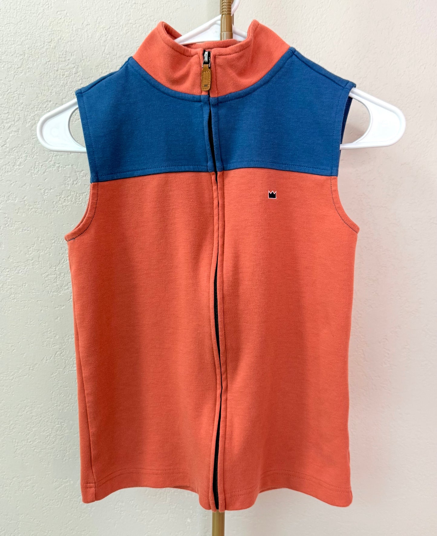 Crown & Ivy Vest - Youth Small