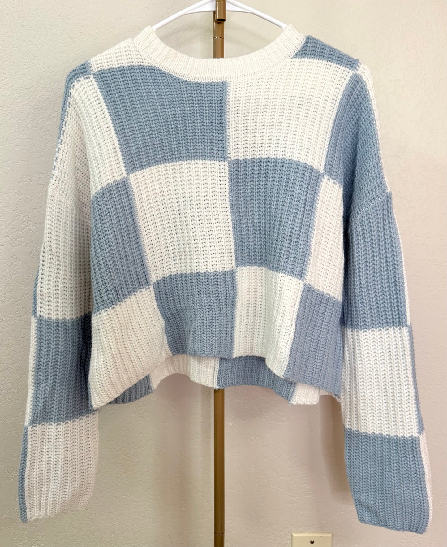 Moon & Madison Boutique Sweater - XS