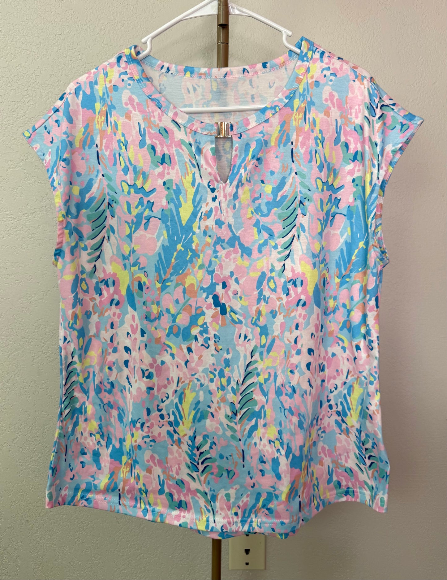 Unbranded Top - Large