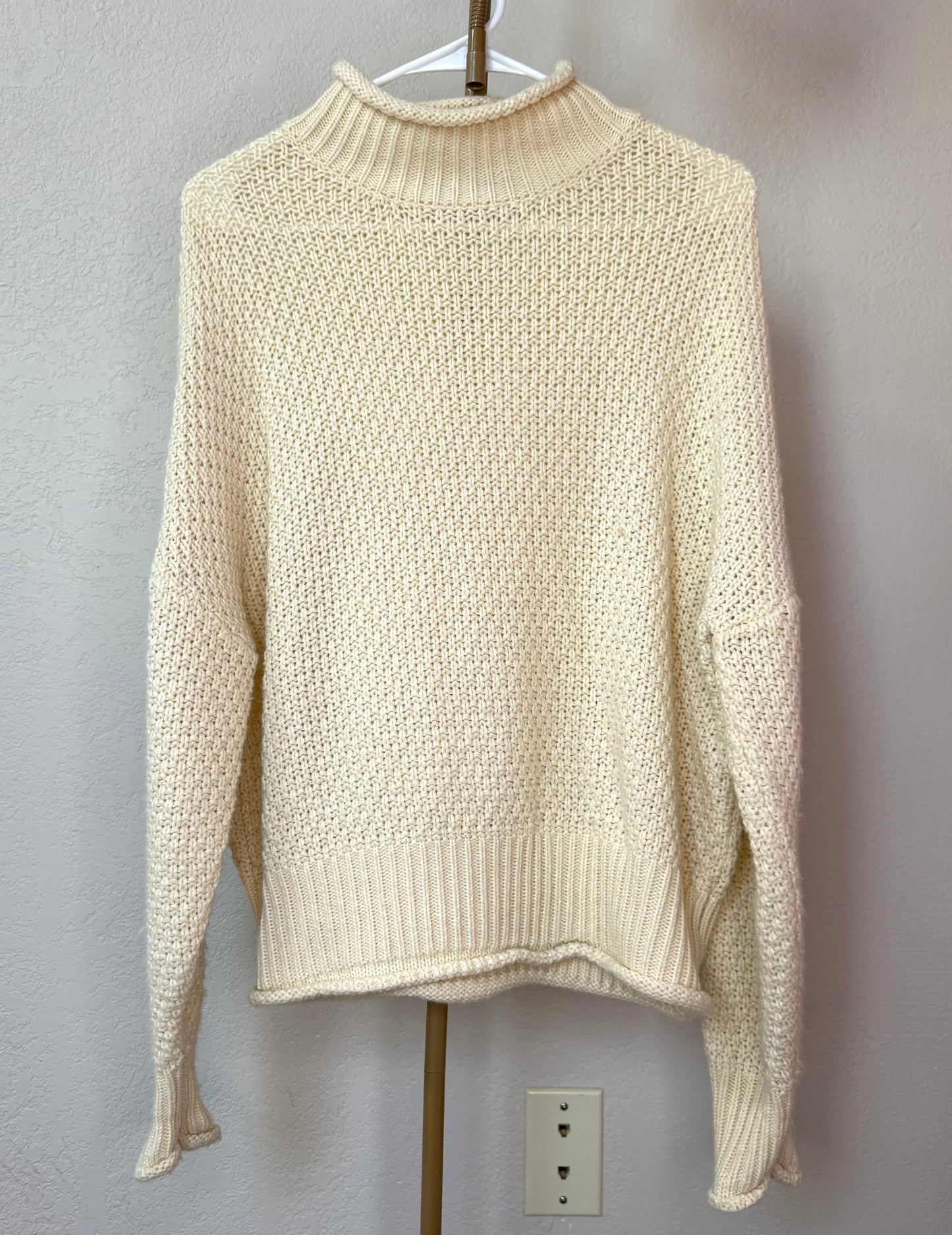 Zesica Boutique Sweater - Small