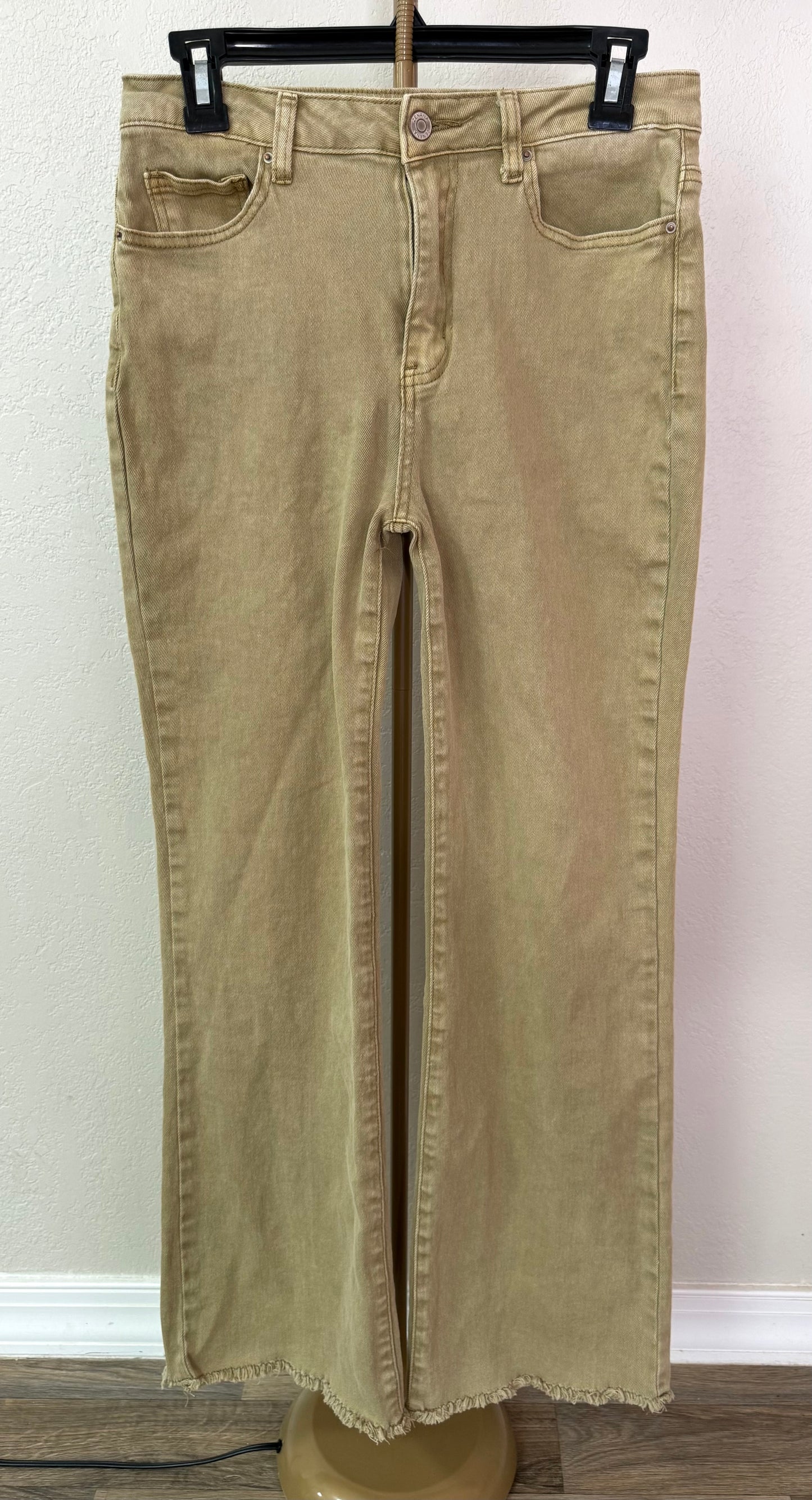 Zenana Boutique Jeans - Size Small (I Wear A Size 6 And These Fit Me - 29 Inch Inseam)