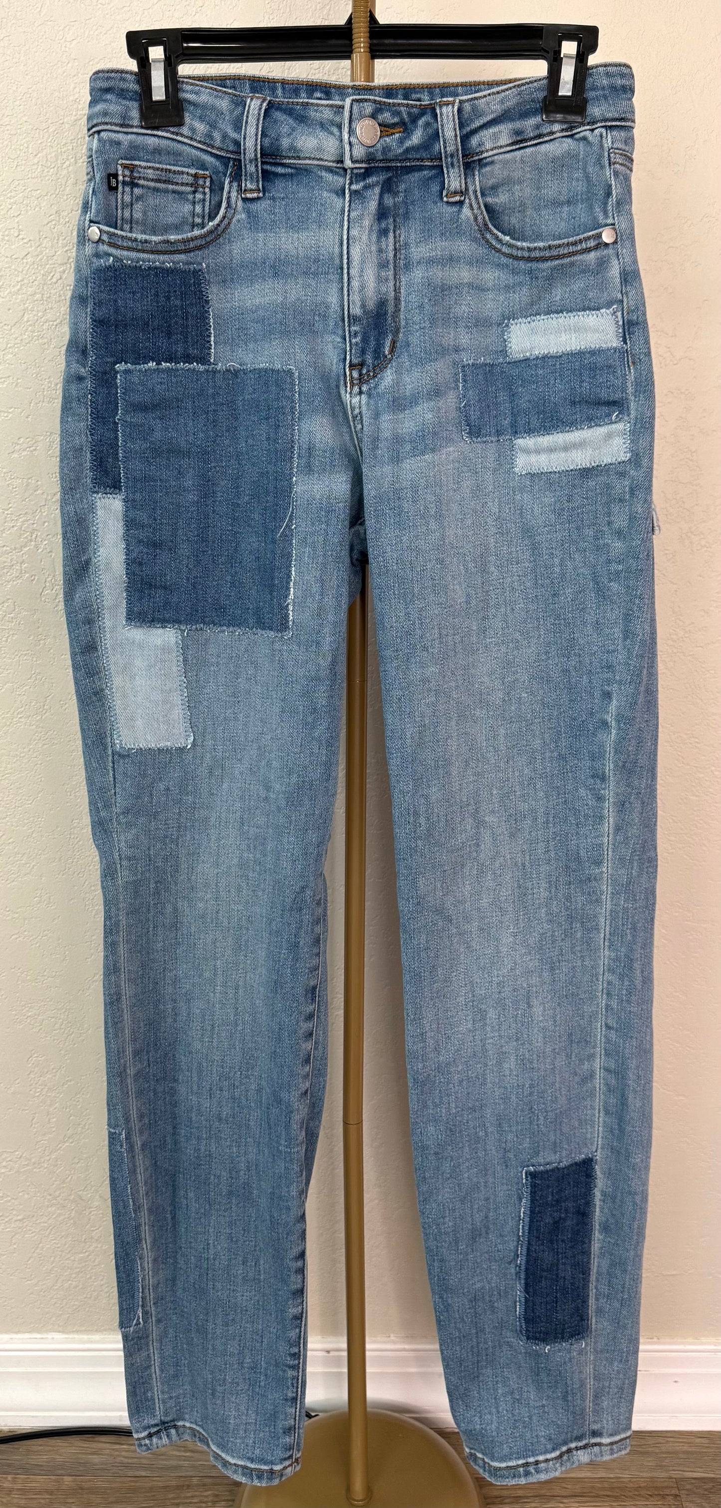 Judy Blue Boutique Jeans - 3/26