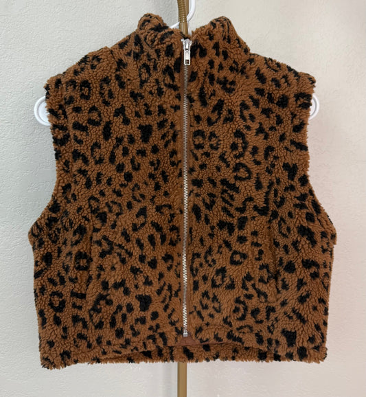 Le Lis Boutique Cropped Vest - Small