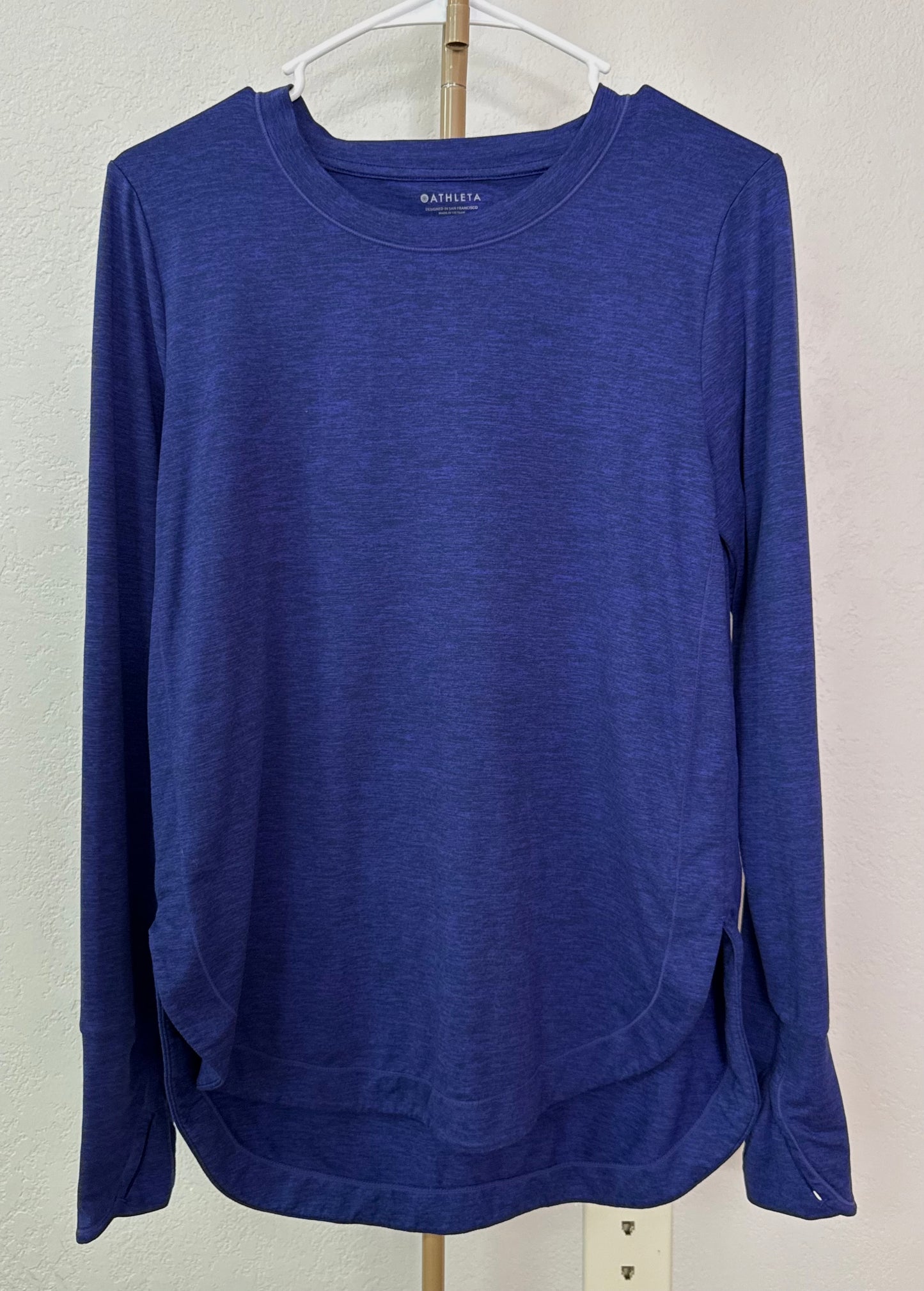 Athleta Long Sleeve Top - Small (So Soft)