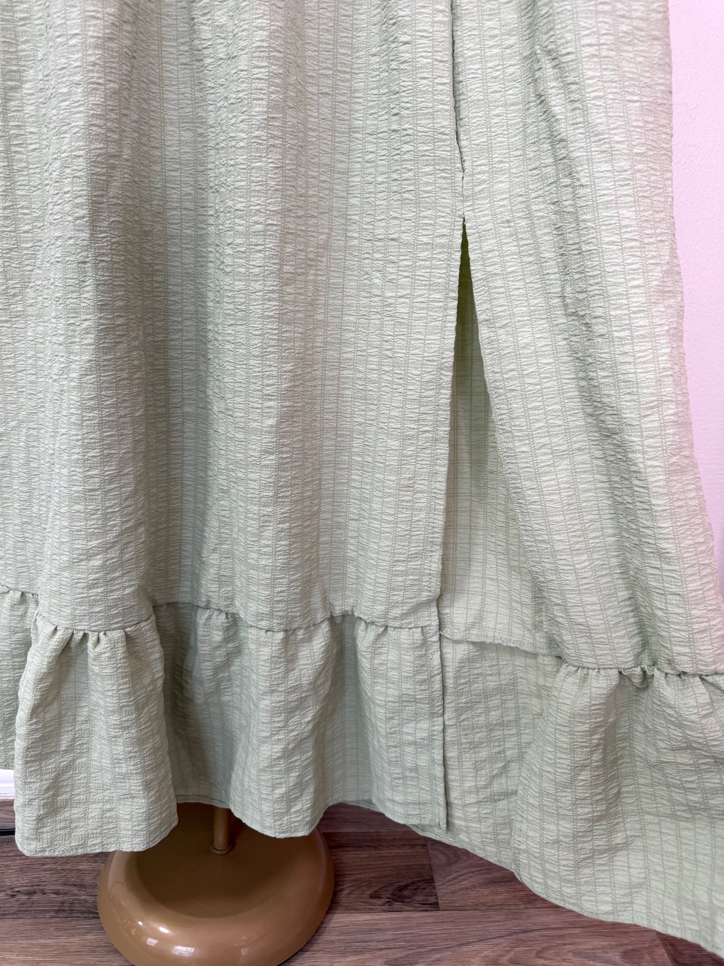 NWT Francesca's Boutique Skirt - Small ($60 Tag Attached - Stretchy - Made With A Slit - See Second Picture)