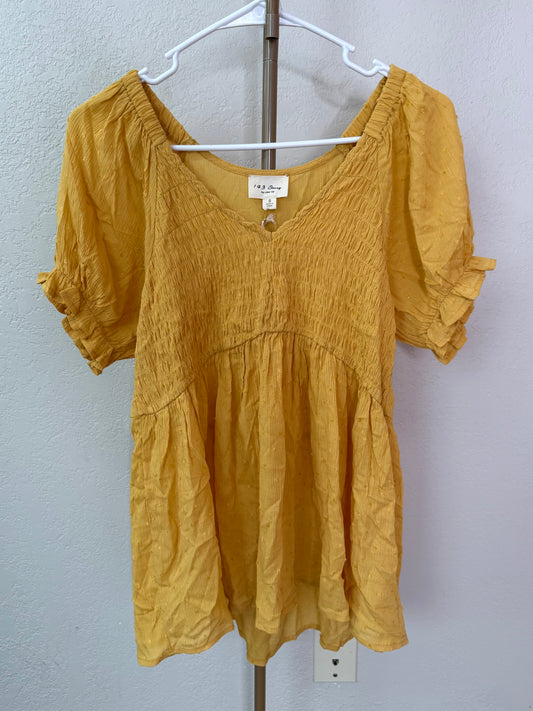 NWT 143 Story Boutique Top - Small
