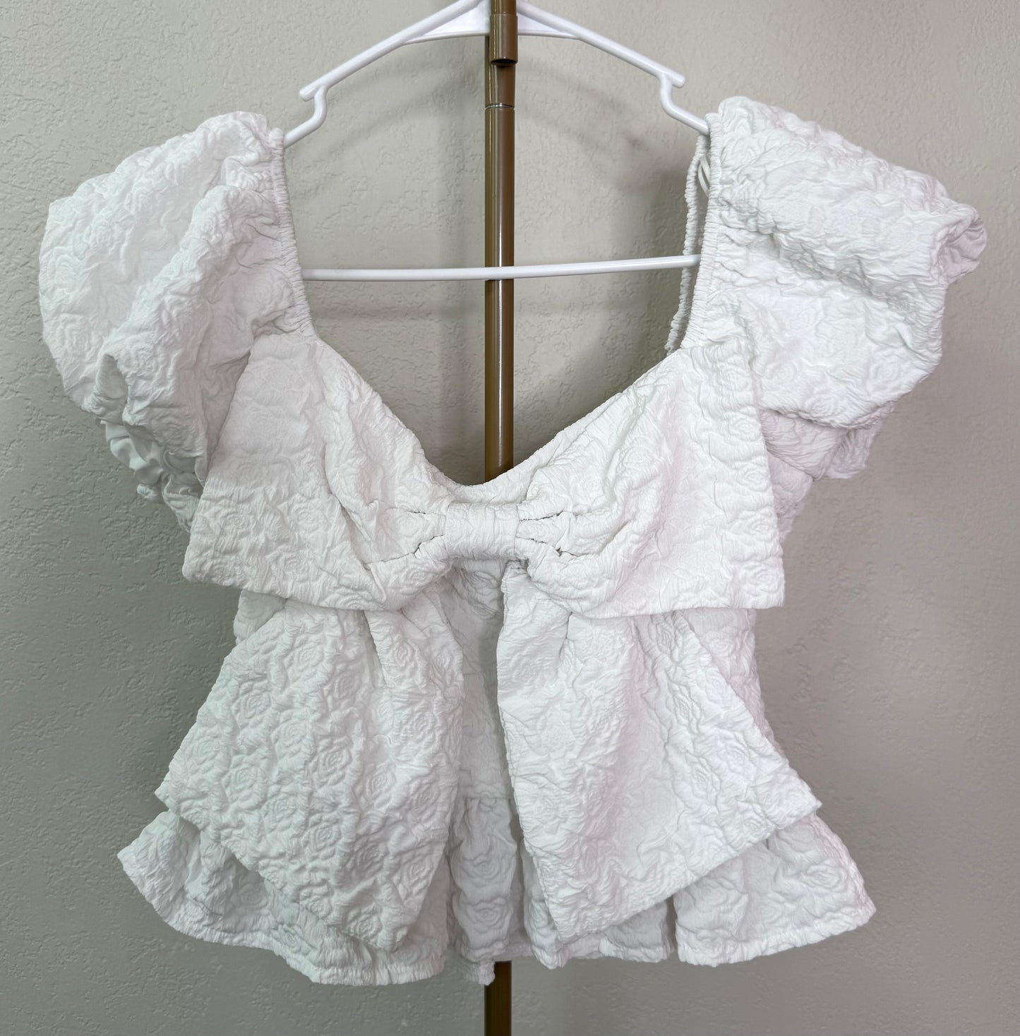 Lina Boutique Top - Small (Cropped)