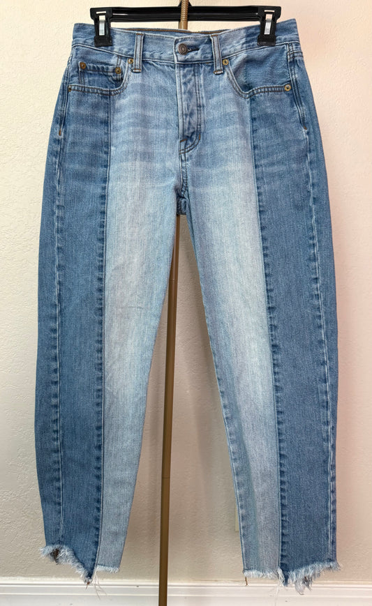 American Eagle Vintage Hi-Rise Jeans - 4 Regular