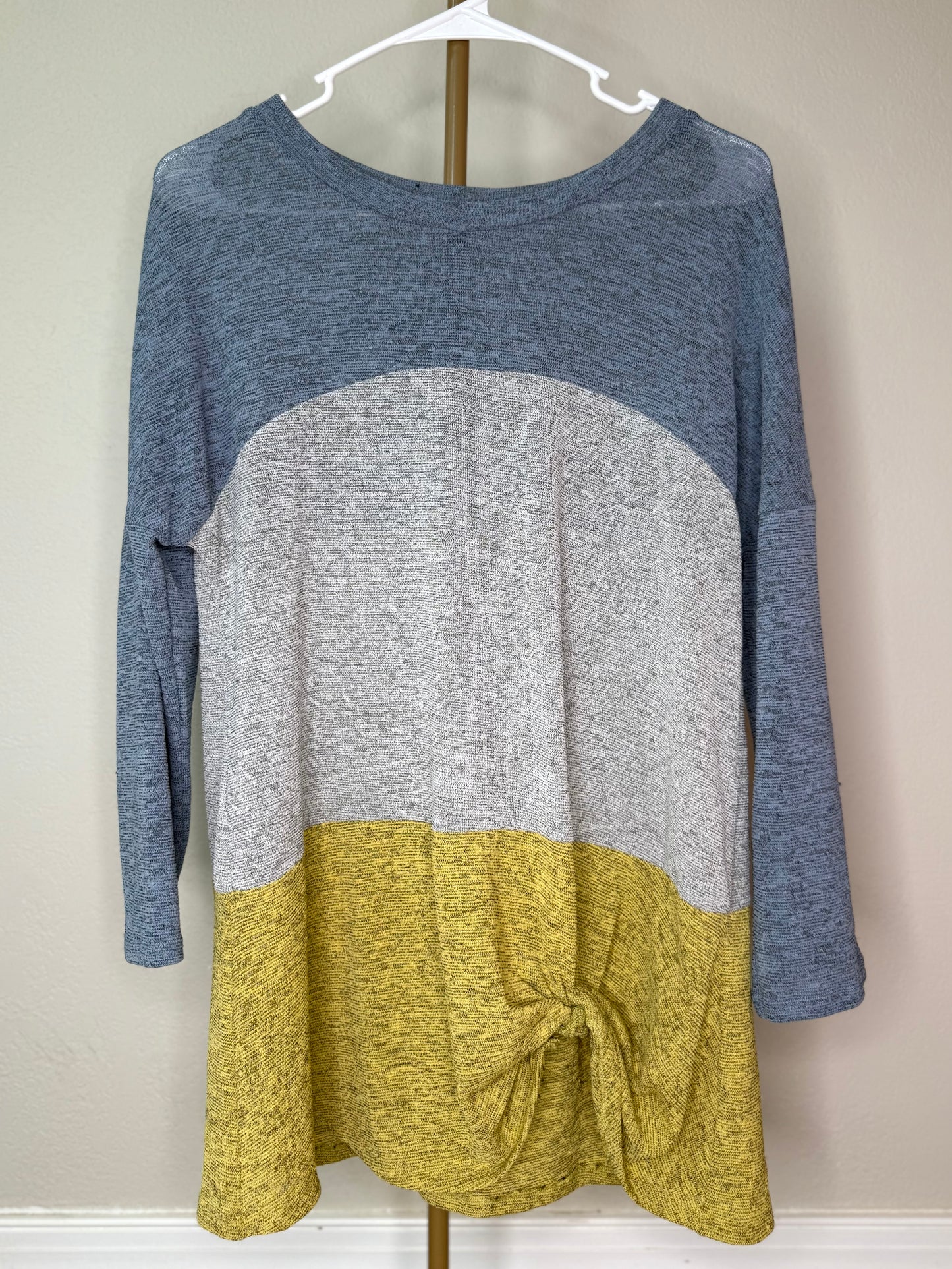 Jodifl Boutique Top - Small (Oversized)