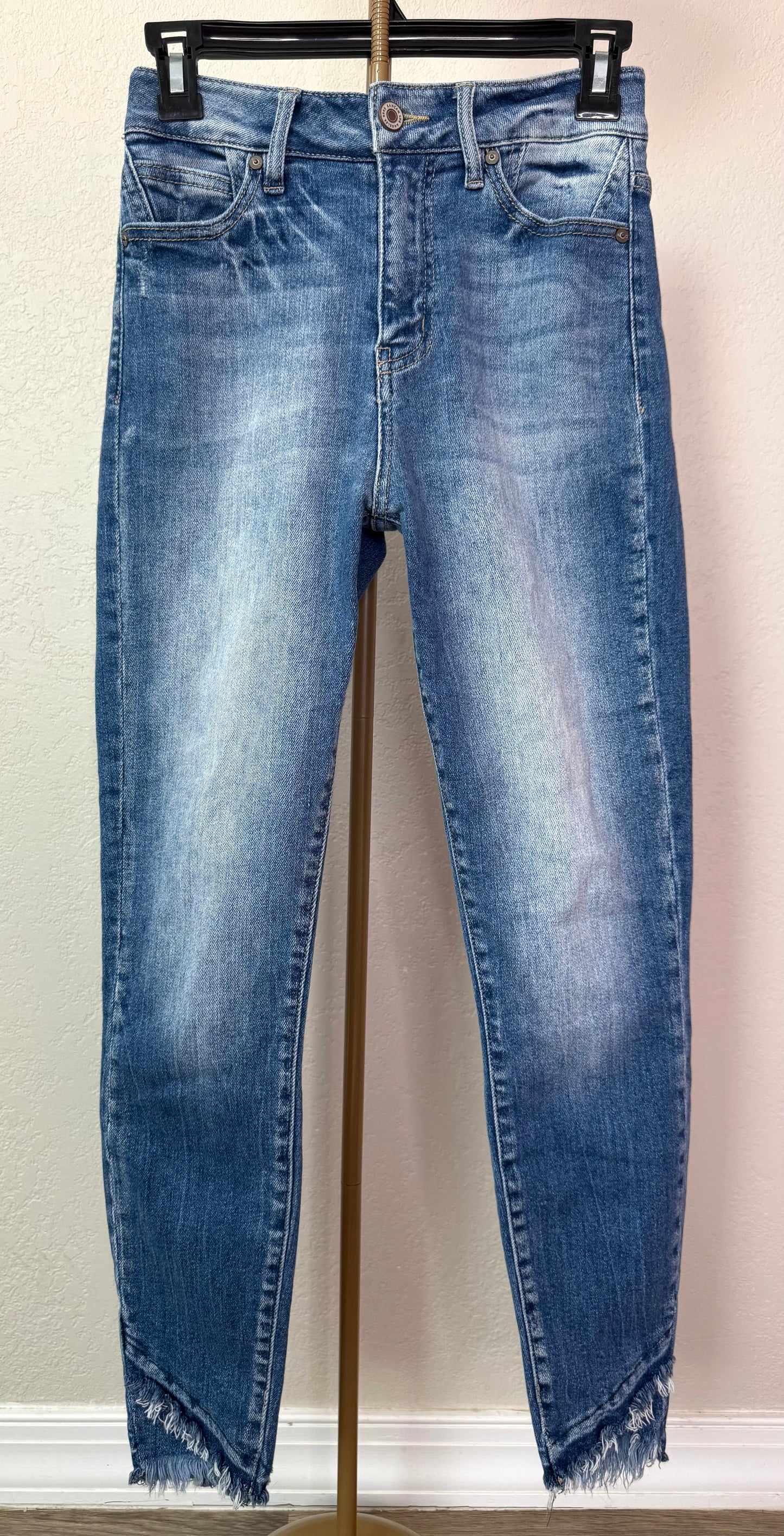 KanCan Skinny Jeans - 1/24