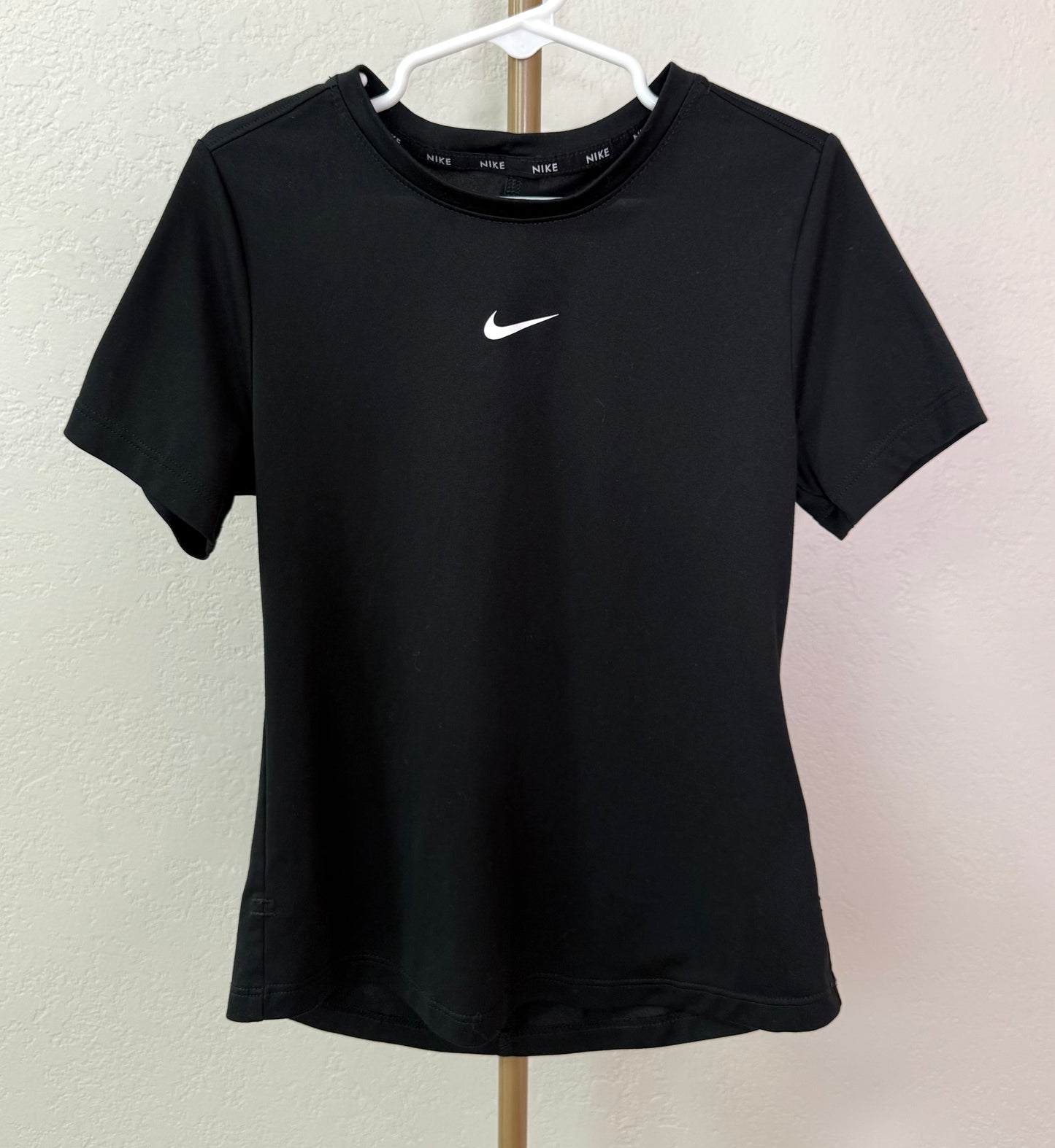Nike Tee - Youth Small