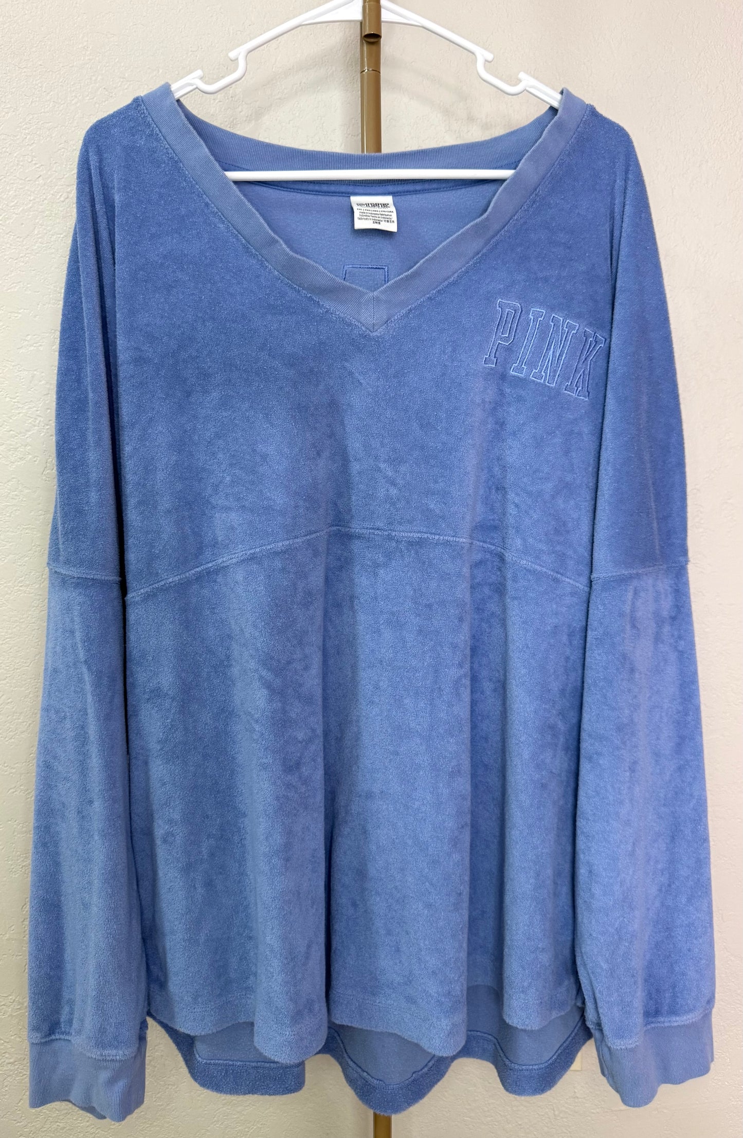 Pink Victoria's Secret Long Sleeve - XXL (Towel Material Exterior)