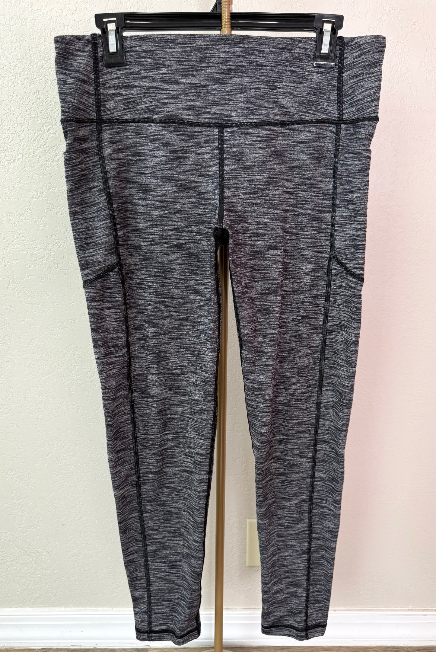 Victoria Sport Leggings - Large