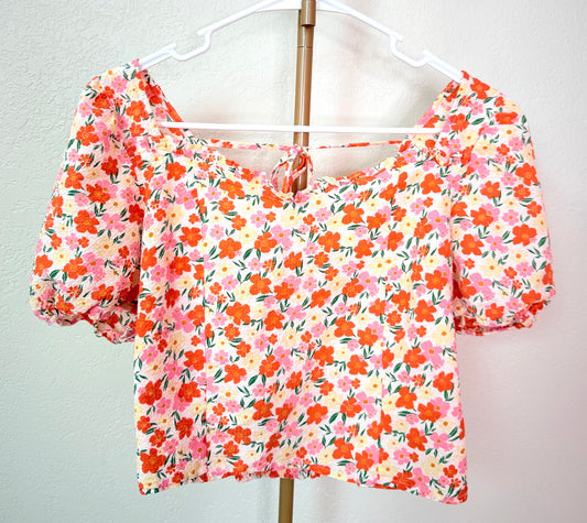 Blu Pepper Boutique Top - Large (Slightly Cropped)