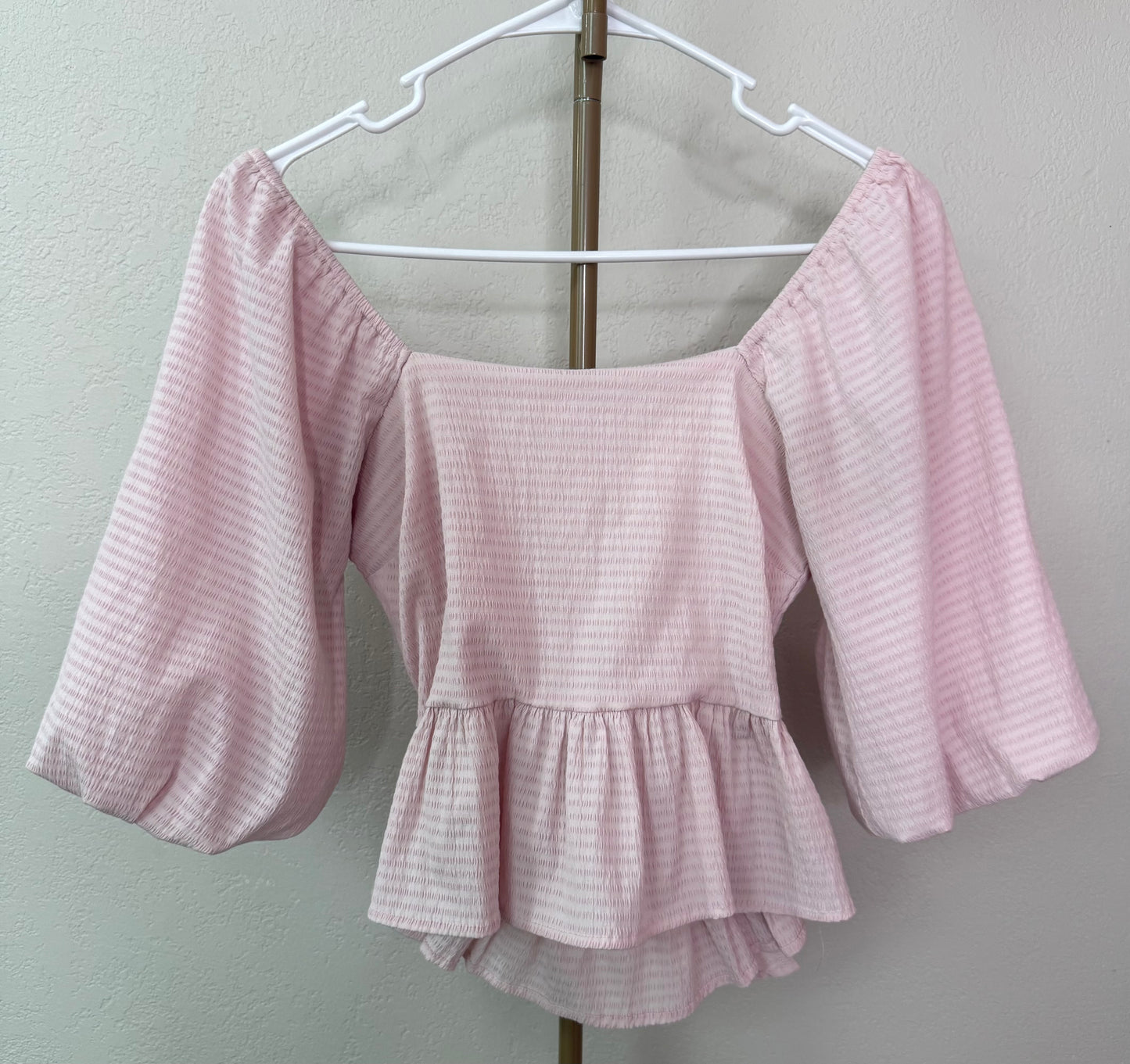 Mi Ami Boutique Top - XS (Half Open Back)