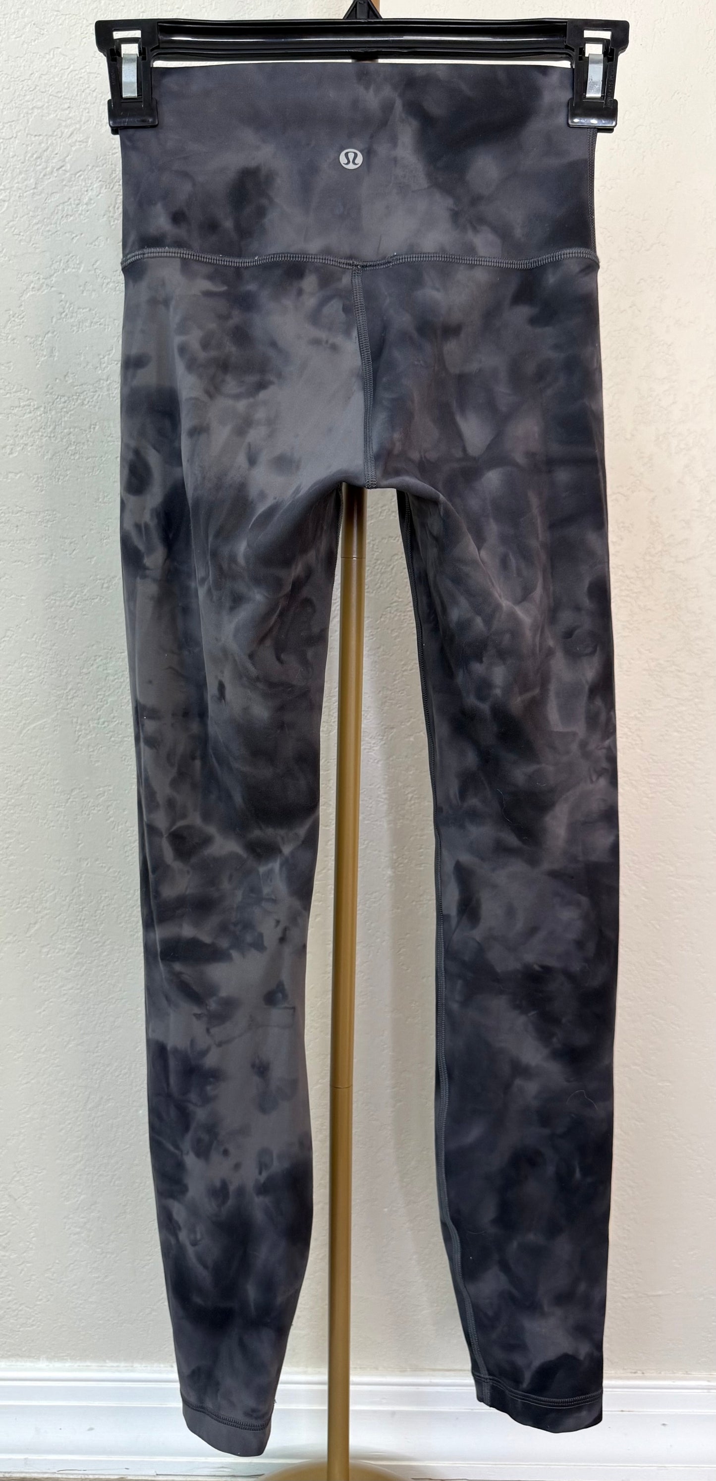 Lululemon Leggings - Size 2 (Cheaper - Well Loved)