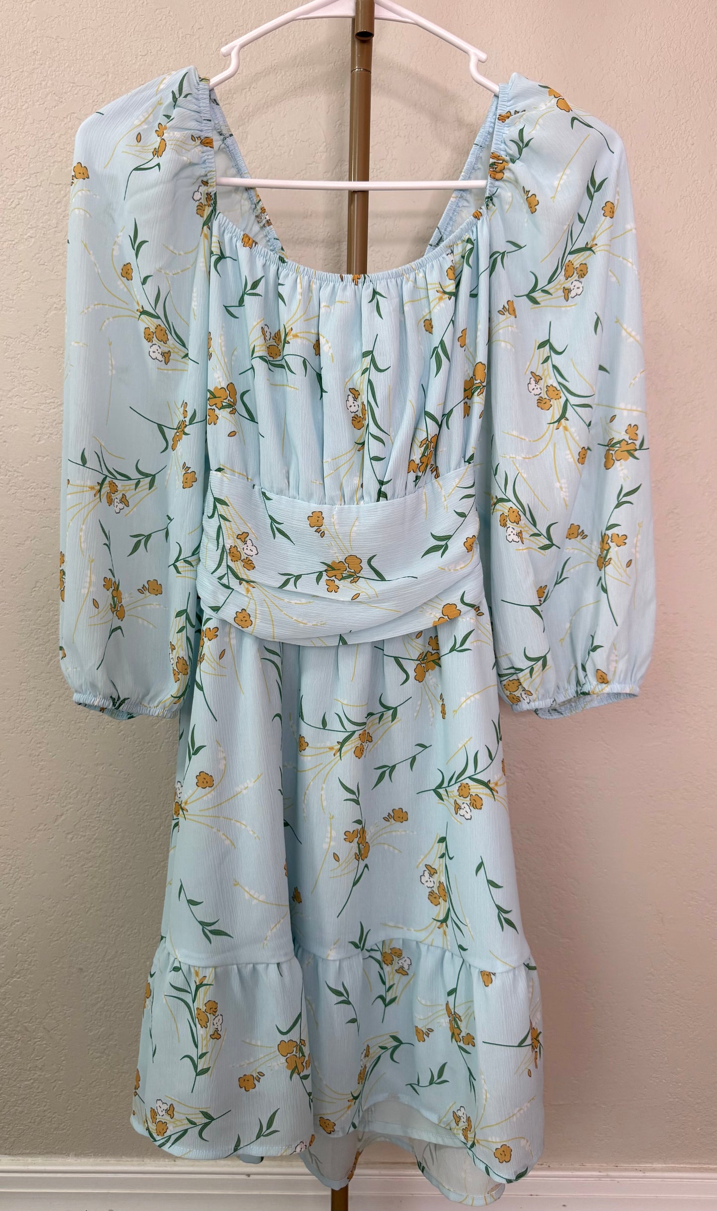 Exlura Boutique Dress - Medium
