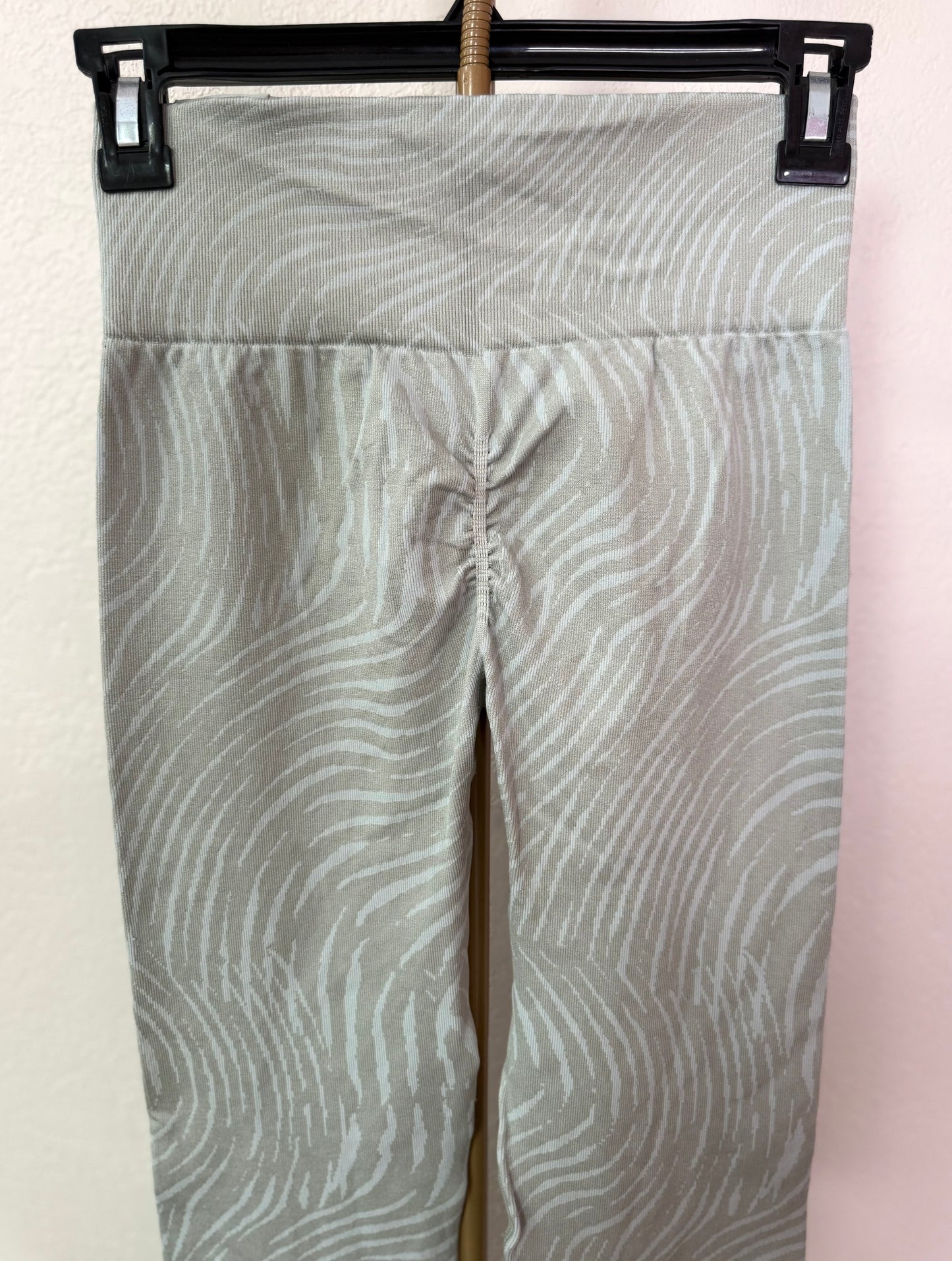 Bo+Tee Leggings - Small ($72 Retail)