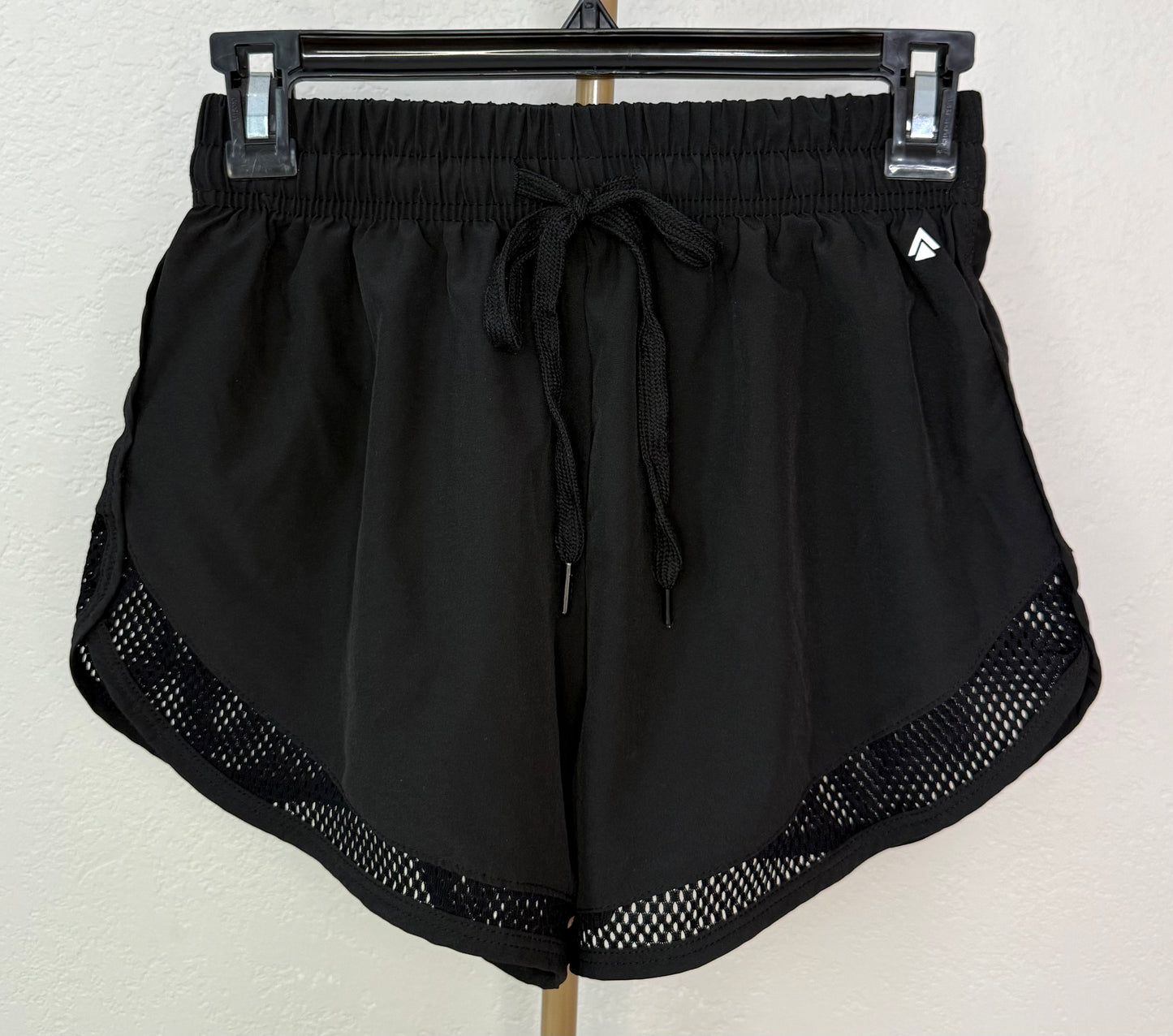 Cali Shorts - Small (Pocket On The Back)