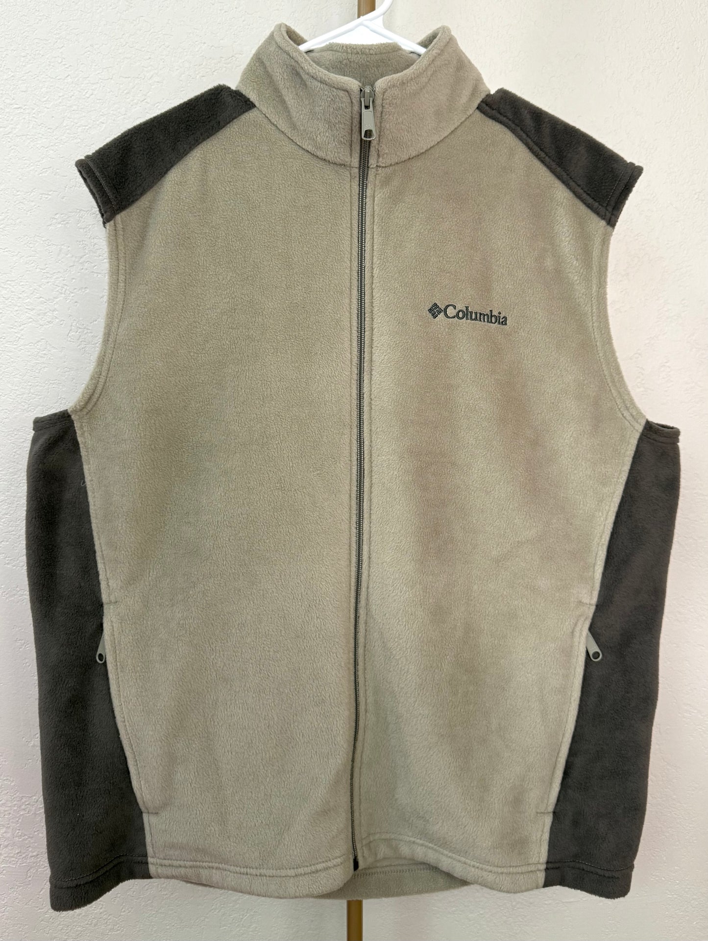 Columbia Vest - Large