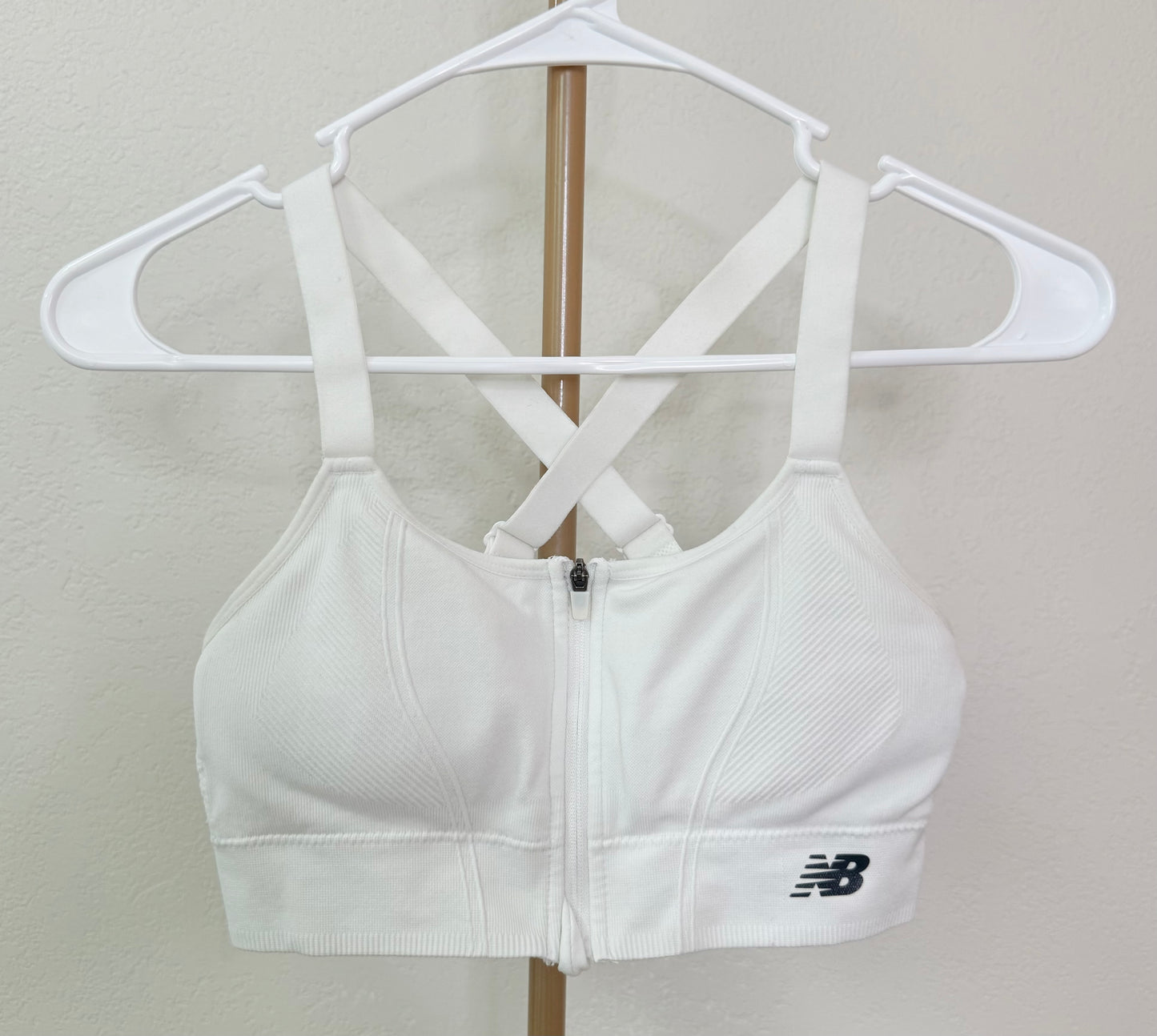 New Balance Zip Up Sports Bra - Small (With Padding)