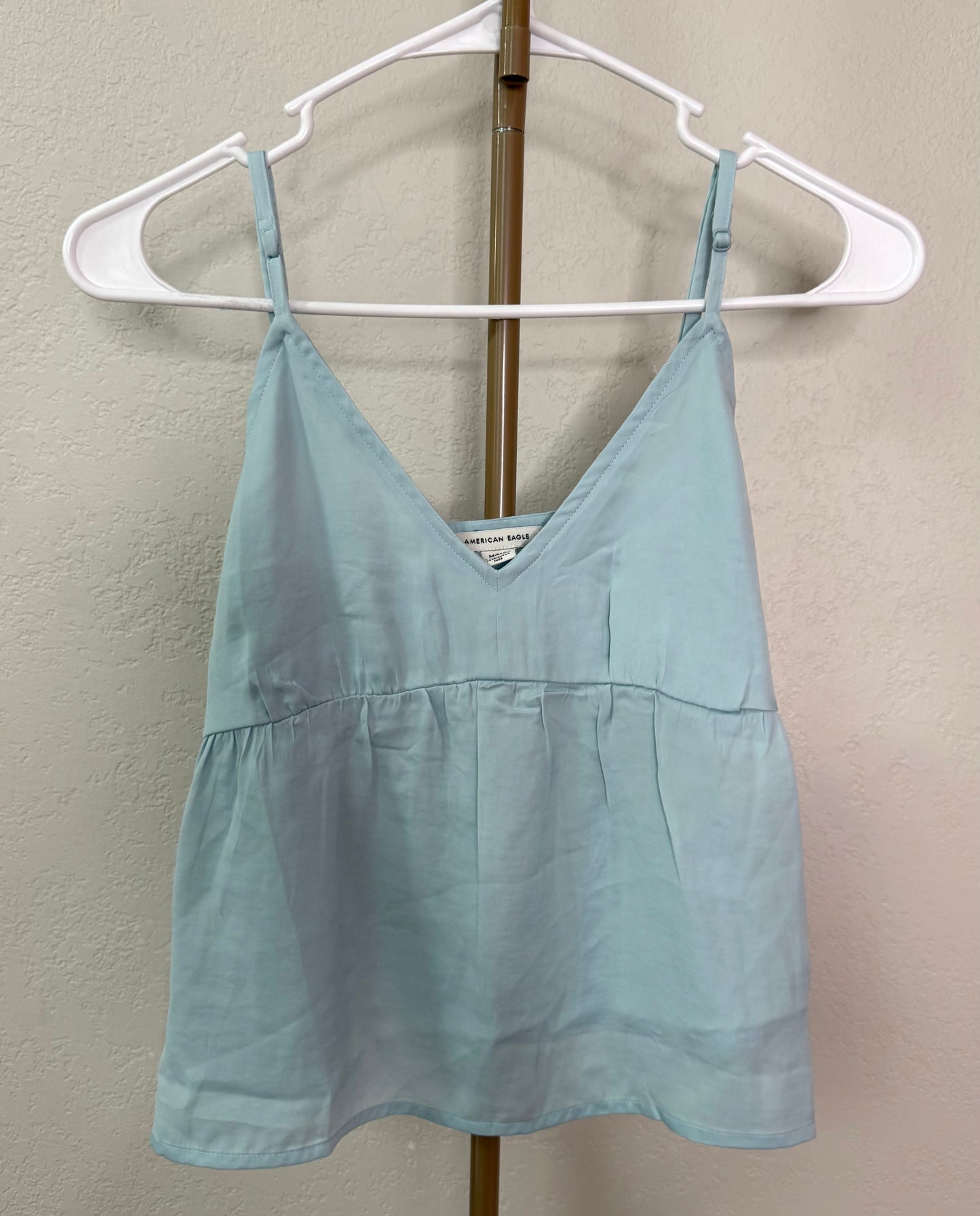 American Eagle Tank - Medium (Slightly Cropped)
