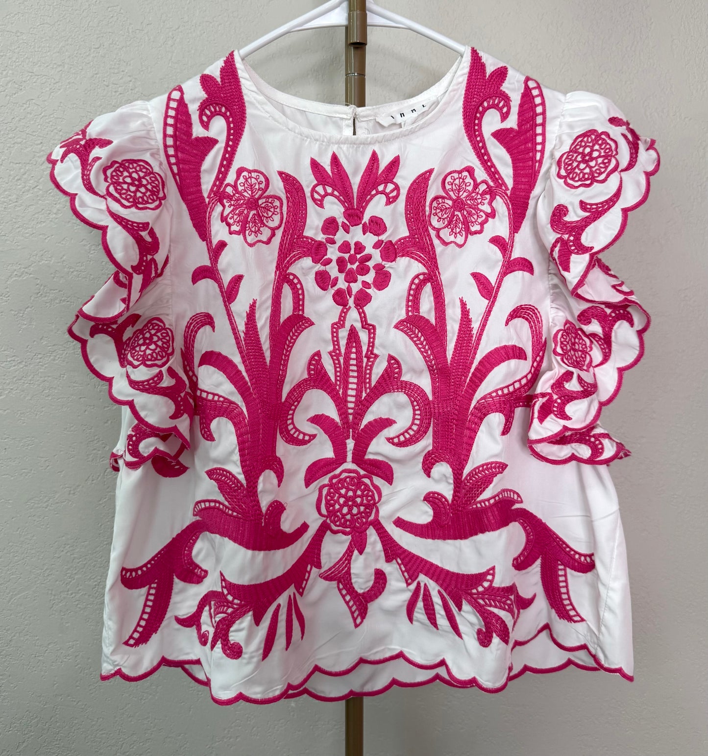 THML Boutique Top - Small (Cropped - Embroidered)