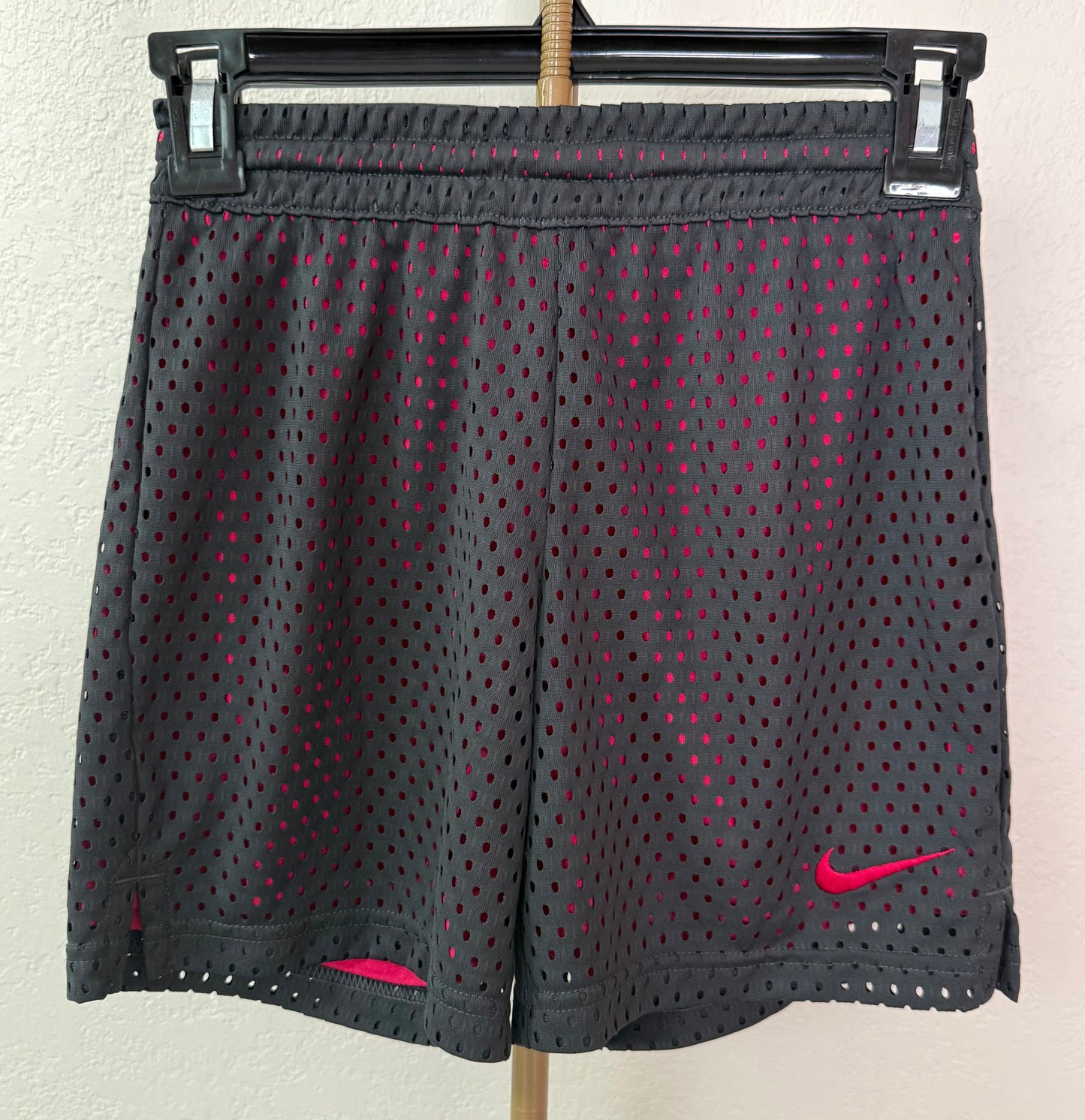 NWT Nike Shorts - Small (Girls Basketball Length Shorts)