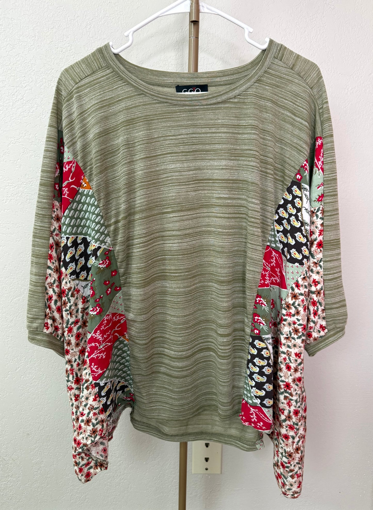 Gigio Boutique Top - Medium
