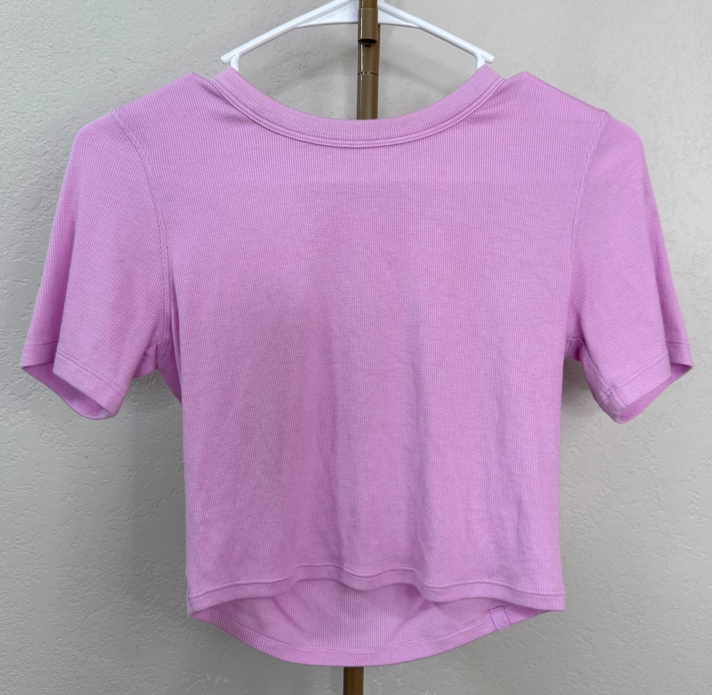 Lululemon Top - Fits Best As A Small (So Soft)